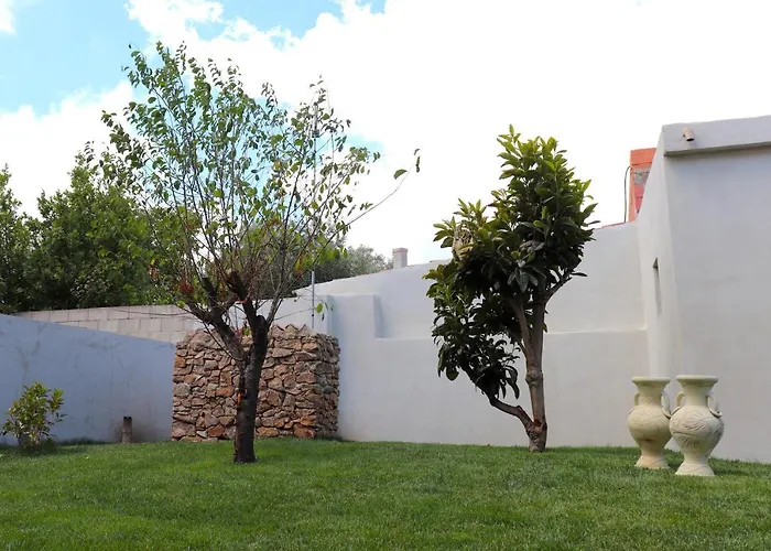 13 Garden Guest house